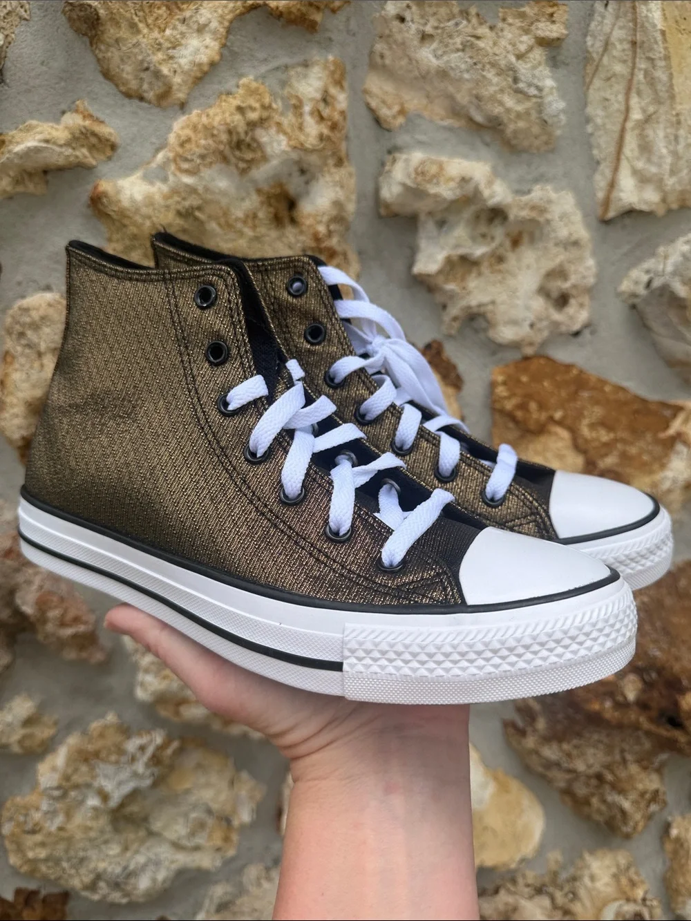 Chuck Taylor All Star Sparkle big kids 6 women’s 8